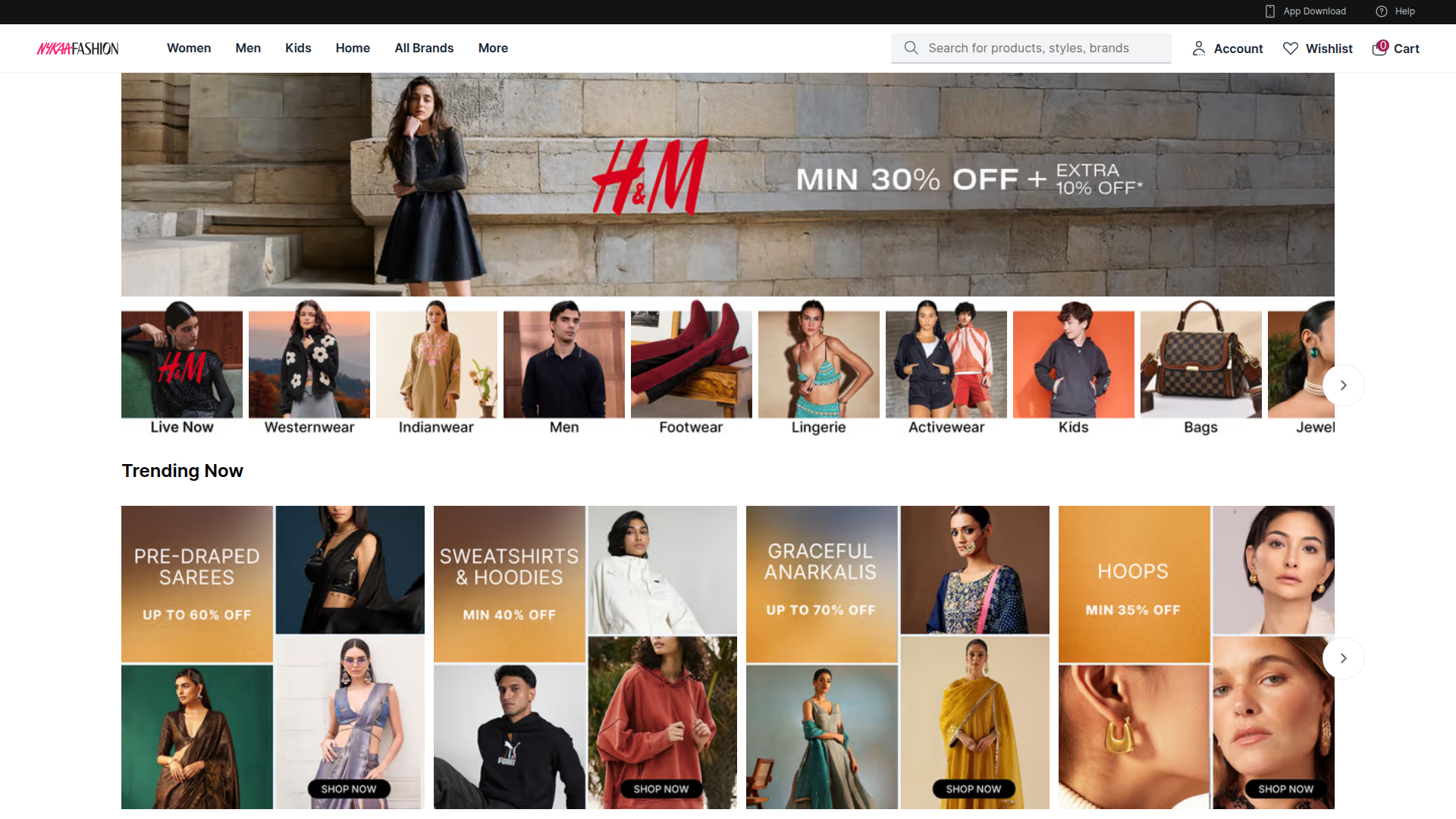 Nykaa Fashion iOS E-Commerce-App Produktkatalog-Ansicht